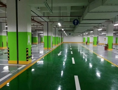张家界张家界停车场标线施工